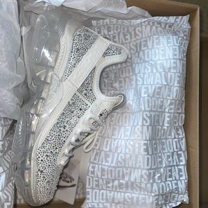 White sparkly maximas